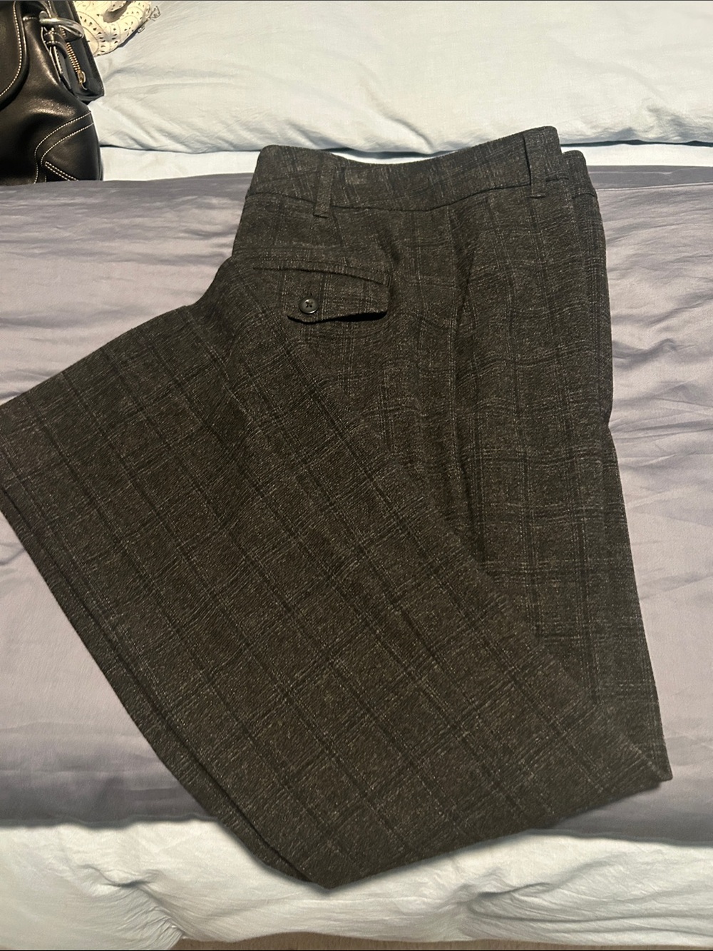 Womenās Gray Plaid Dress Pants